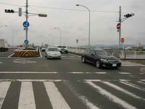 見えた!!これがハマーリムジンだ!!