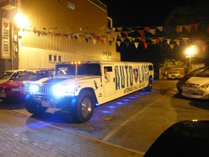 HUMMER LIMOUSINE H1 AUTOLAND