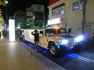 HUMMER LIMOUSINE H1 auXi オクシィ